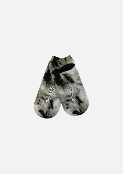 Buc-ee's Pair of Black Tie Dye No-show Socks with grippers
